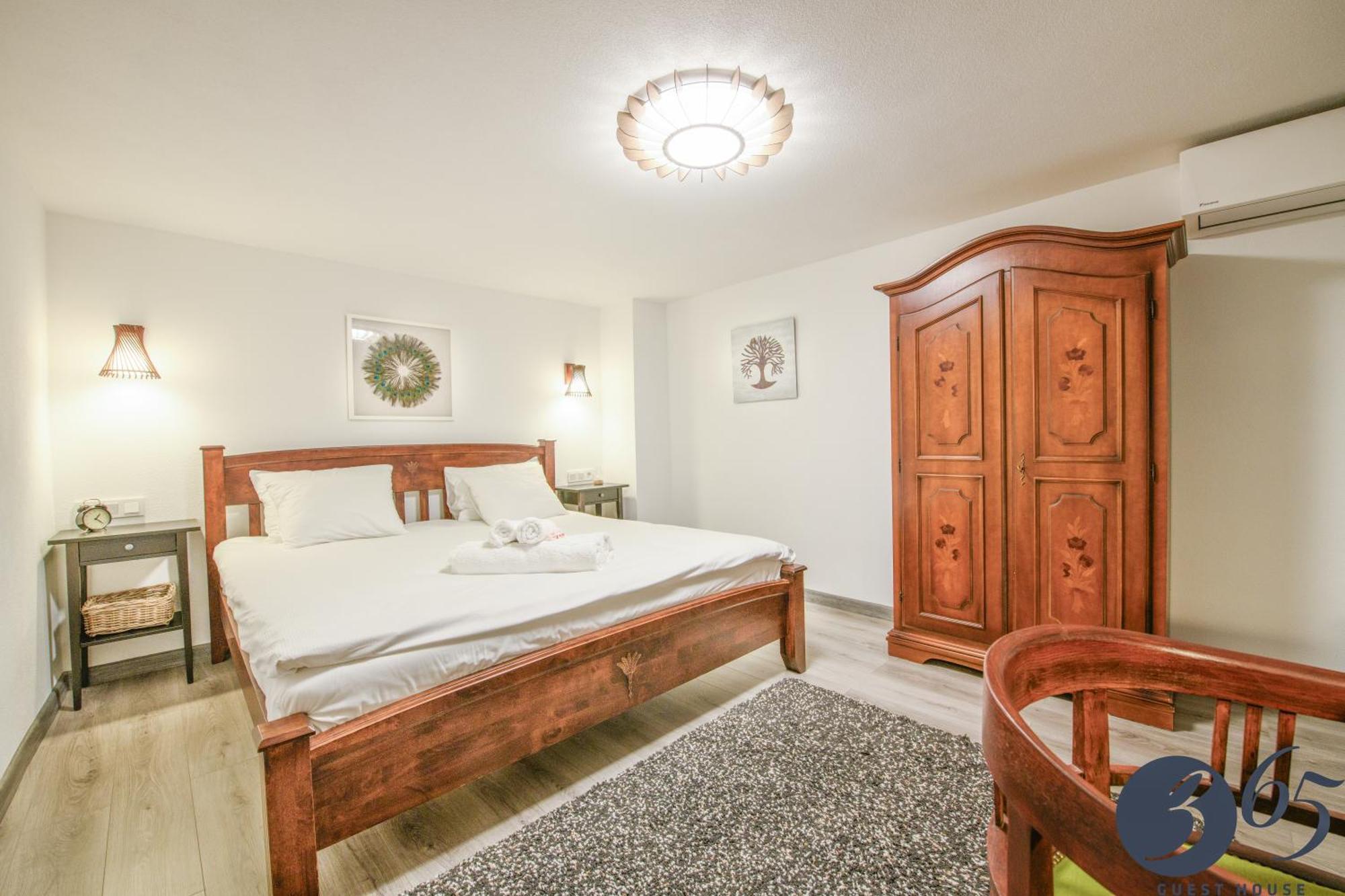 365 Guest House Hunedoara Exterior foto